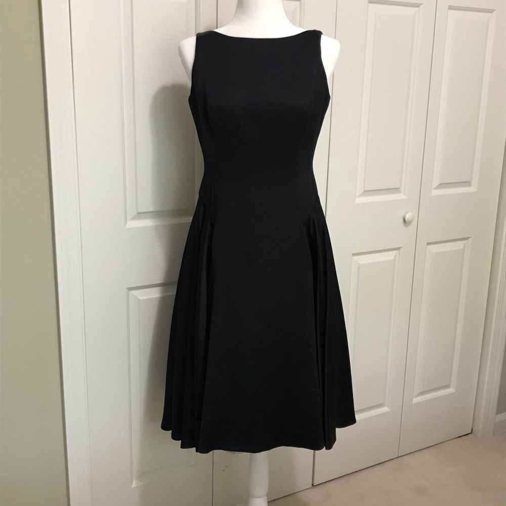 90s Carmen Marc Valvo Collection Black Satin V Back Cocktail Evening Dress 8 - Picture 2 of 16